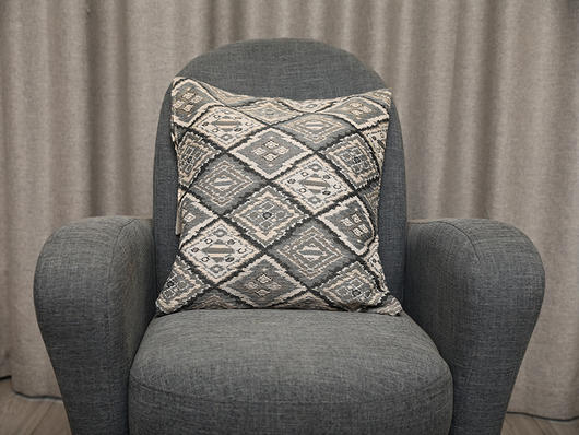 La fábrica de muebles personalizable proporcionó la exhibición del producto de la cubierta del sofá de la sala de estar